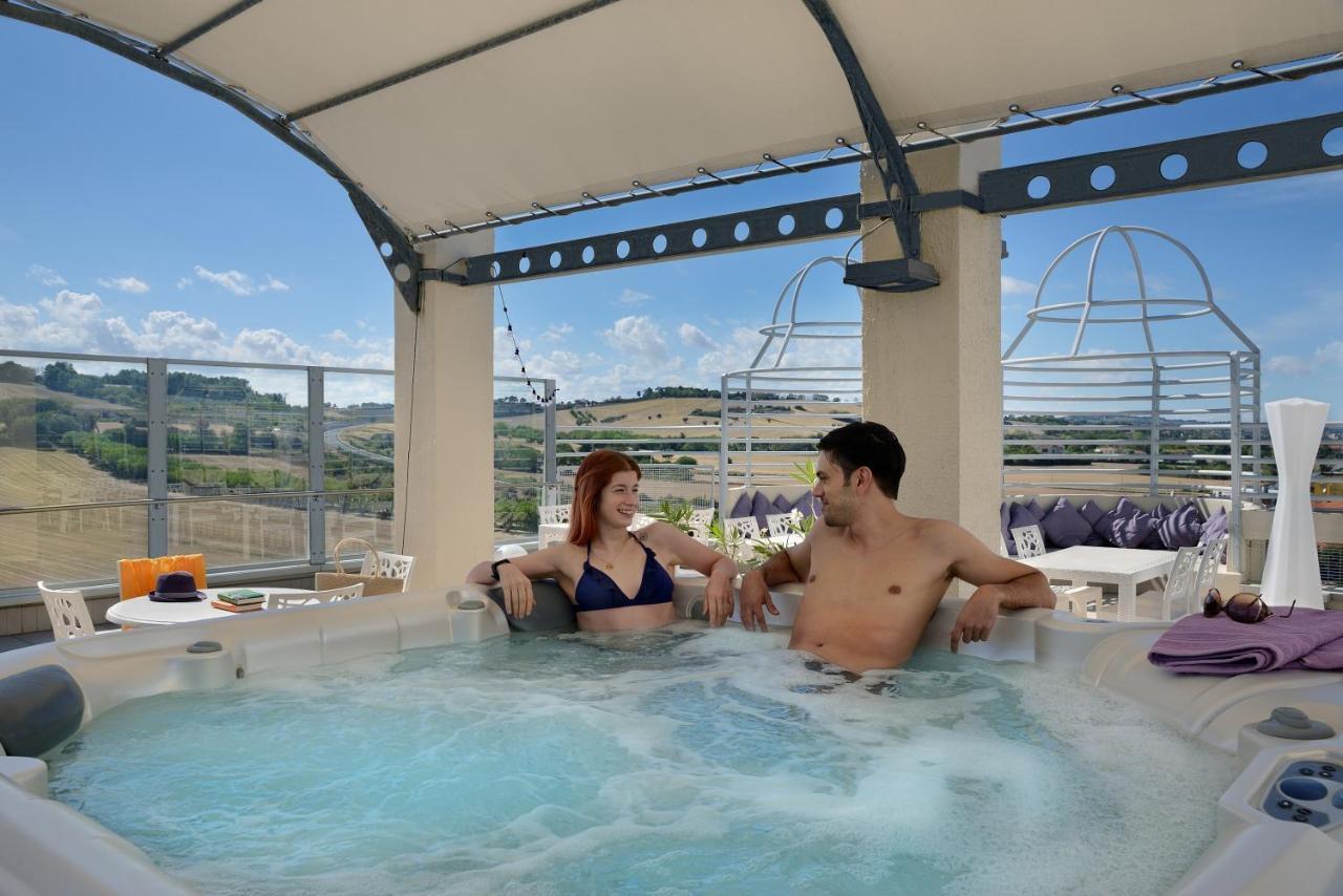 Hotel Nuovo Diana Senigallia Eksteriør bilde