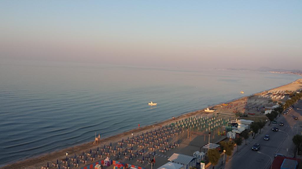 Hotel Nuovo Diana Senigallia Eksteriør bilde