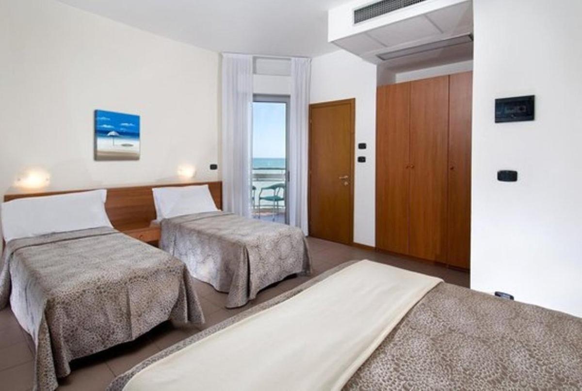Hotel Nuovo Diana Senigallia Eksteriør bilde